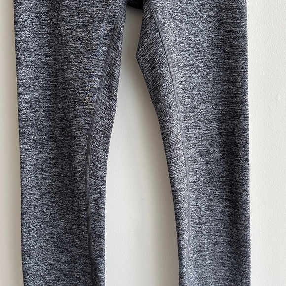 Lululemon Heather Gray High-Waisted Leggings, Size 4 - Picture 3 of 16